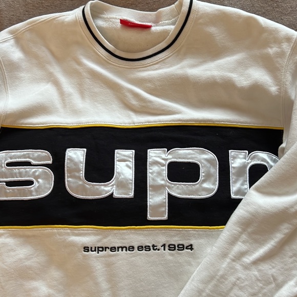 Supreme sweatshirt - Picture 2 of 6